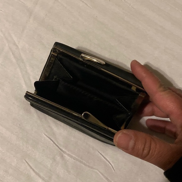 Vintage Black Leather Coin Purse Wallet - Picture 5 of 11